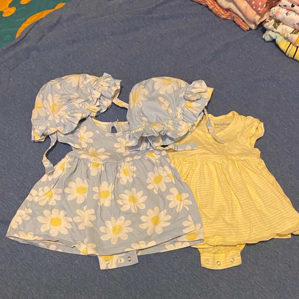 Twins! Set of dresses